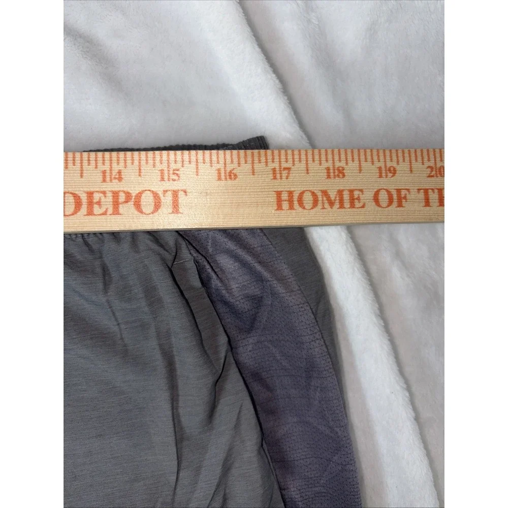 Nike men's Dri-FIT running shorts Large Brief Liner Sweat Wicking Breathable EUC
